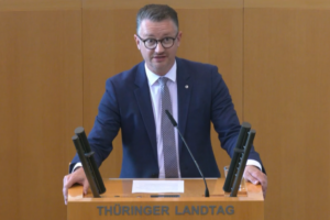 Mehr über den Artikel erfahren Thüringen verstetigt die Mittel für politische Bildung, Integration und Digitalisierung in der Erwachsenenbildung